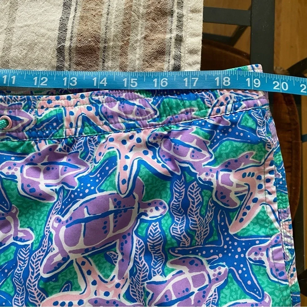 Vineyard Vines Men’s Purple Blue Turtle Print Swim Shorts Trunks Large